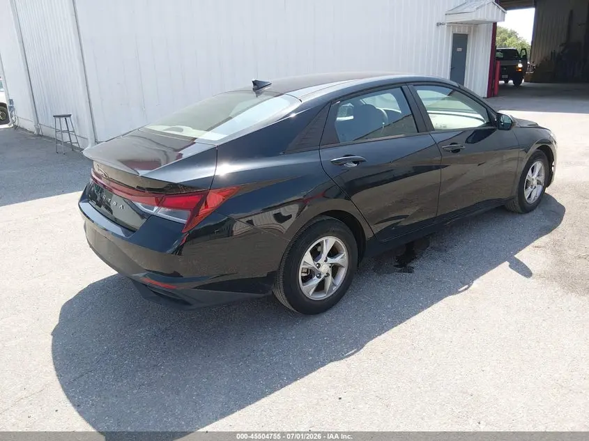 2021 HYUNDAI ELANTRA SE