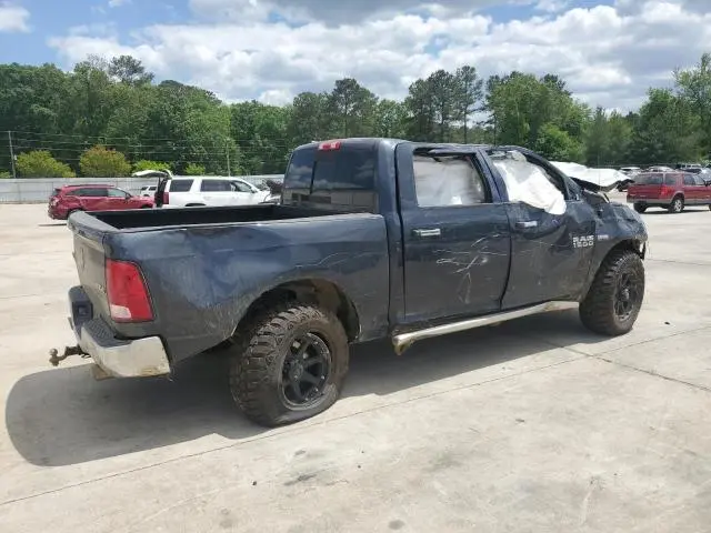 2016 RAM 1500 SLT  