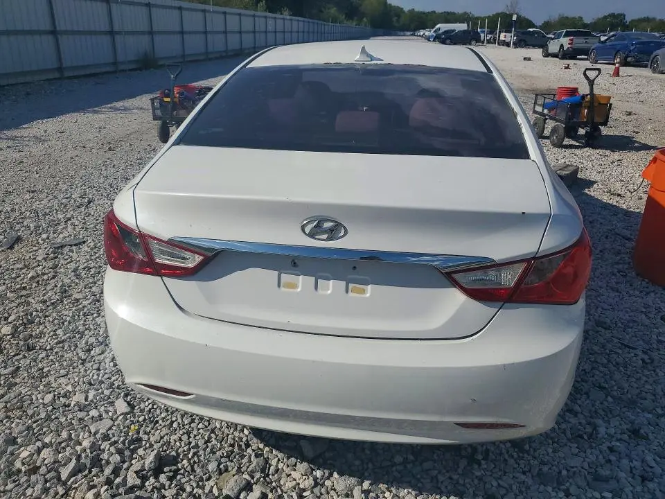 2011 HYUNDAI SONATA GLS  
