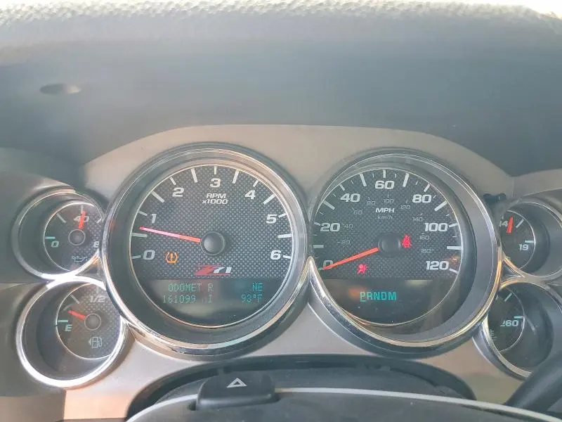 2011 CHEVROLET SILVERADO K1500 LT  