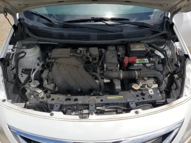 2016 NISSAN VERSA S  