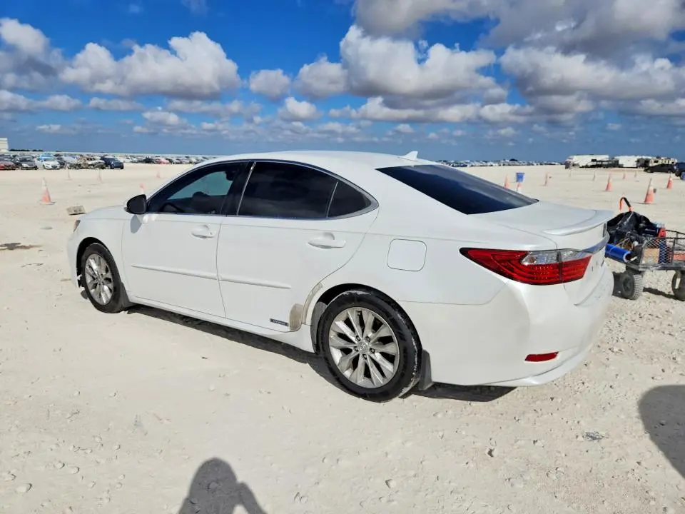 2013 LEXUS ES 300H  