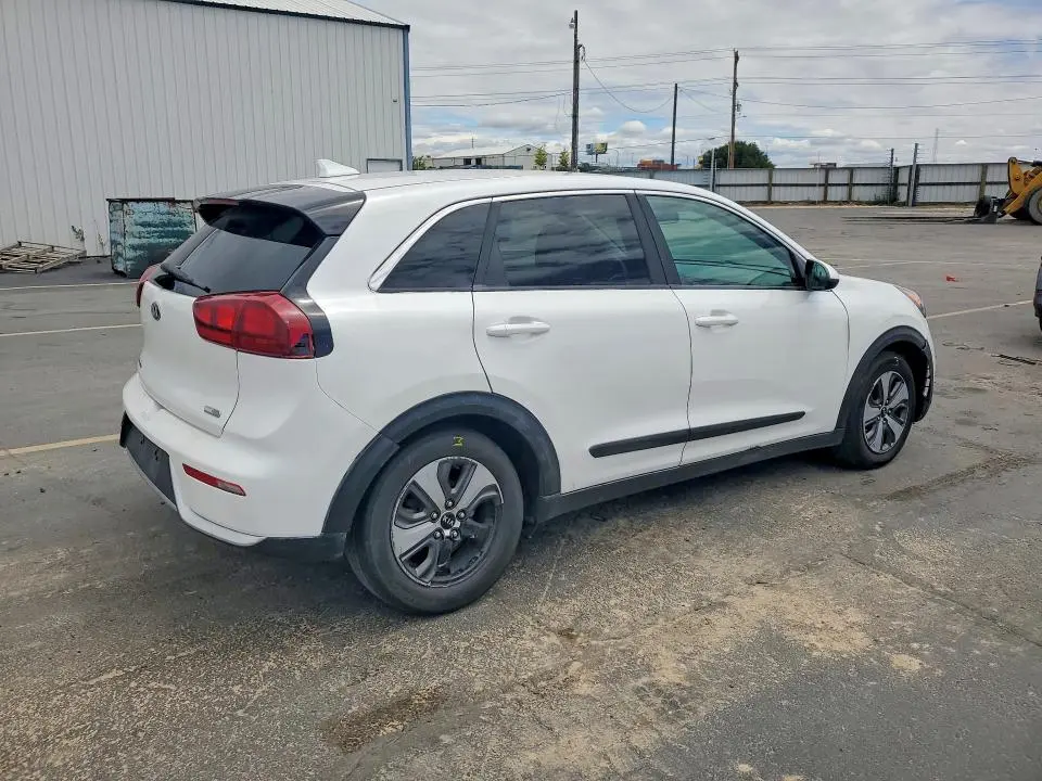 2017 KIA NIRO FE  