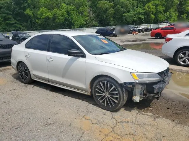2016 VOLKSWAGEN JETTA SPORT  