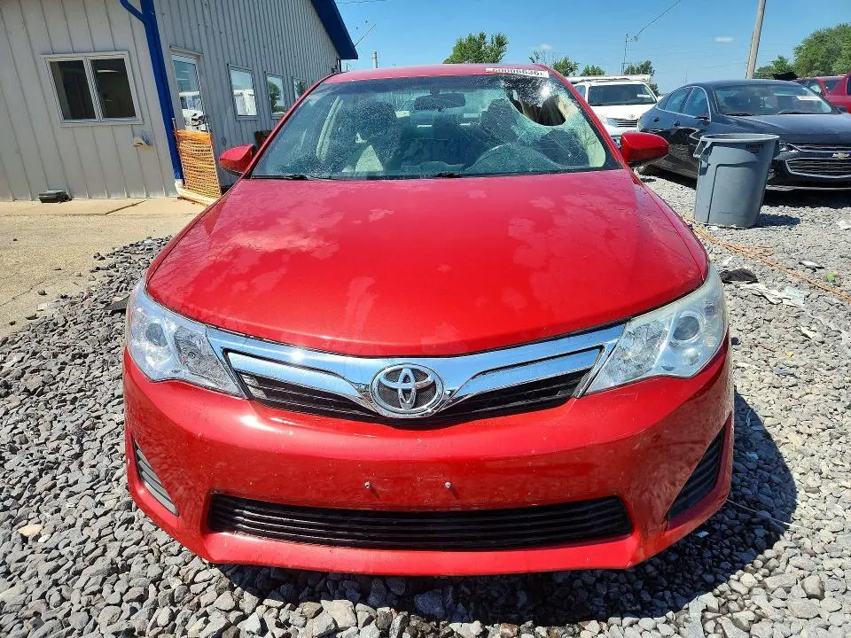 2014 TOYOTA CAMRY LE  