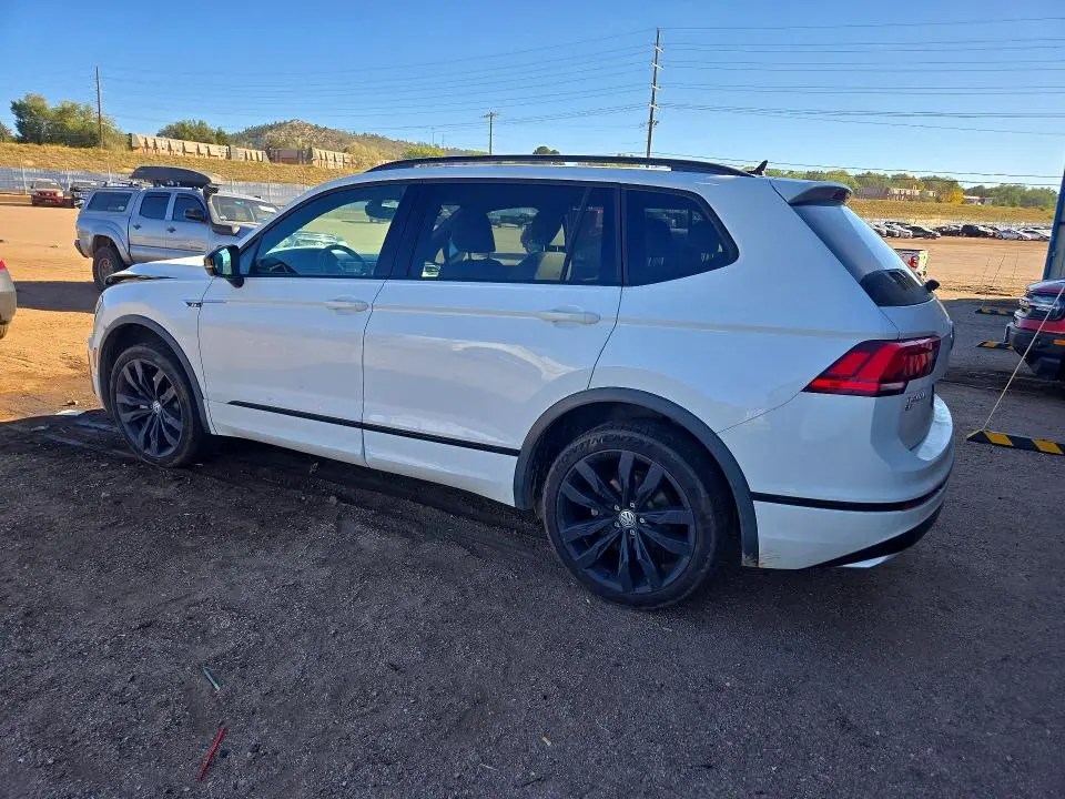 2021 VOLKSWAGEN TIGUAN SE  