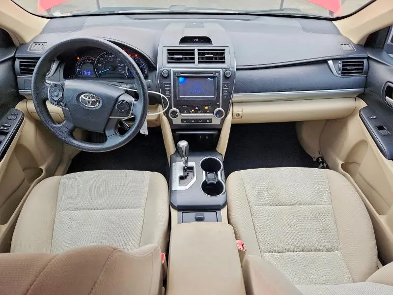 2013 TOYOTA CAMRY LE  