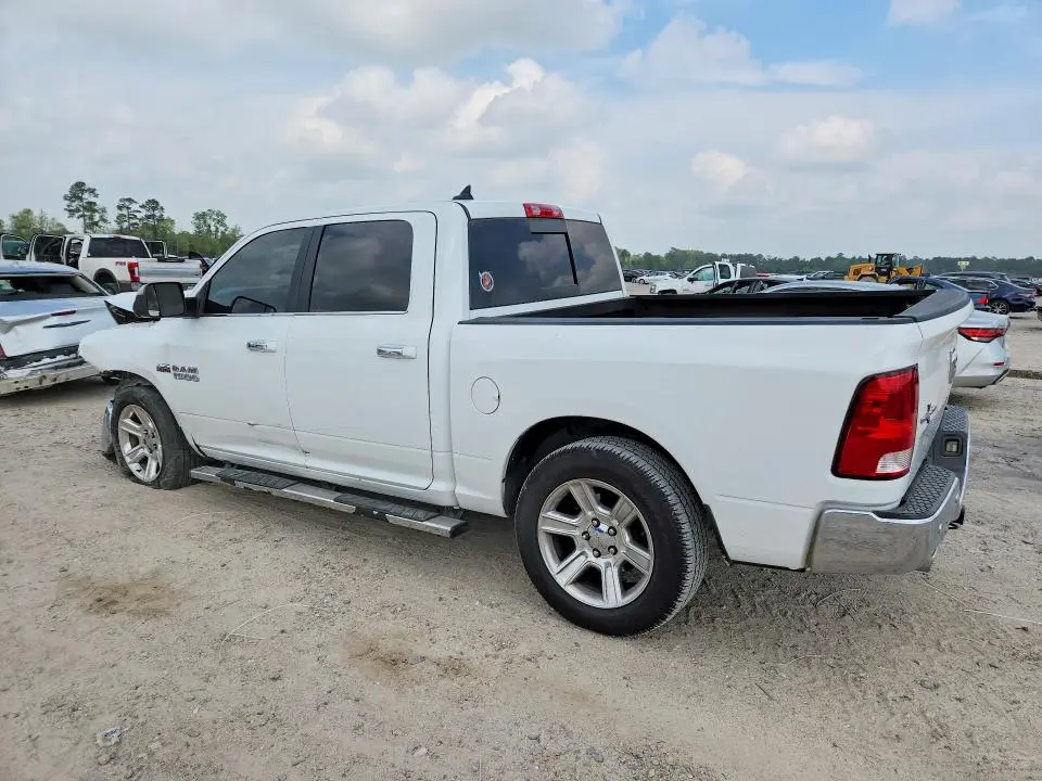 2017 RAM 1500 SLT  