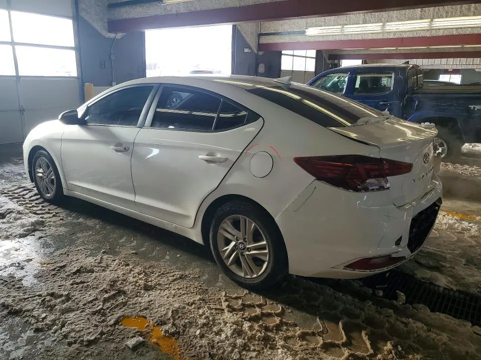 2020 HYUNDAI ELANTRA SEL  