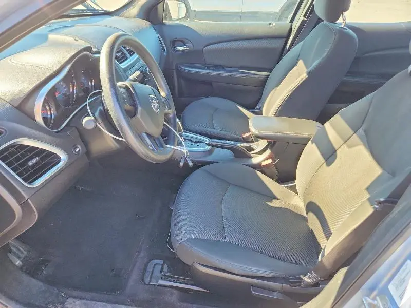 2013 DODGE AVENGER SE  