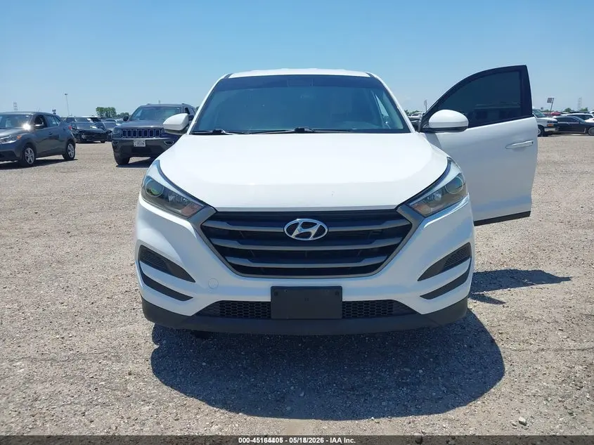 2018 HYUNDAI TUCSON SE