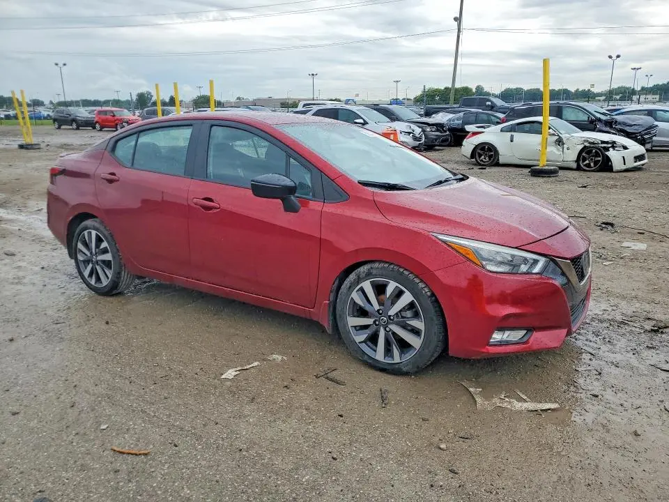 2020 NISSAN VERSA SR  