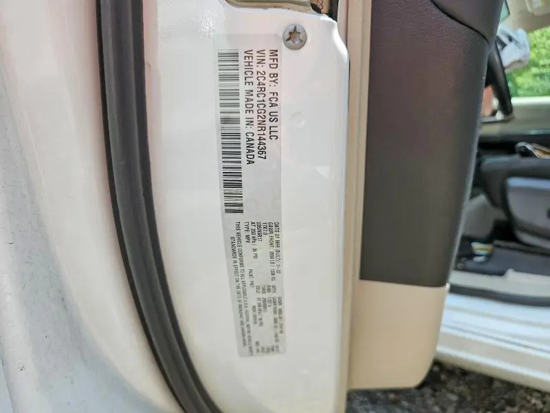 2022 CHRYSLER VOYAGER LX  