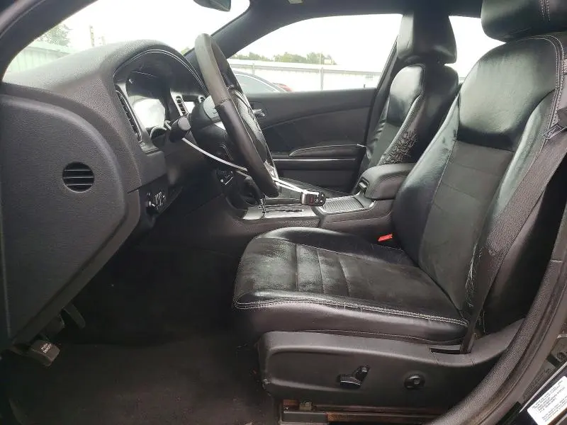 2011 DODGE CHARGER R  