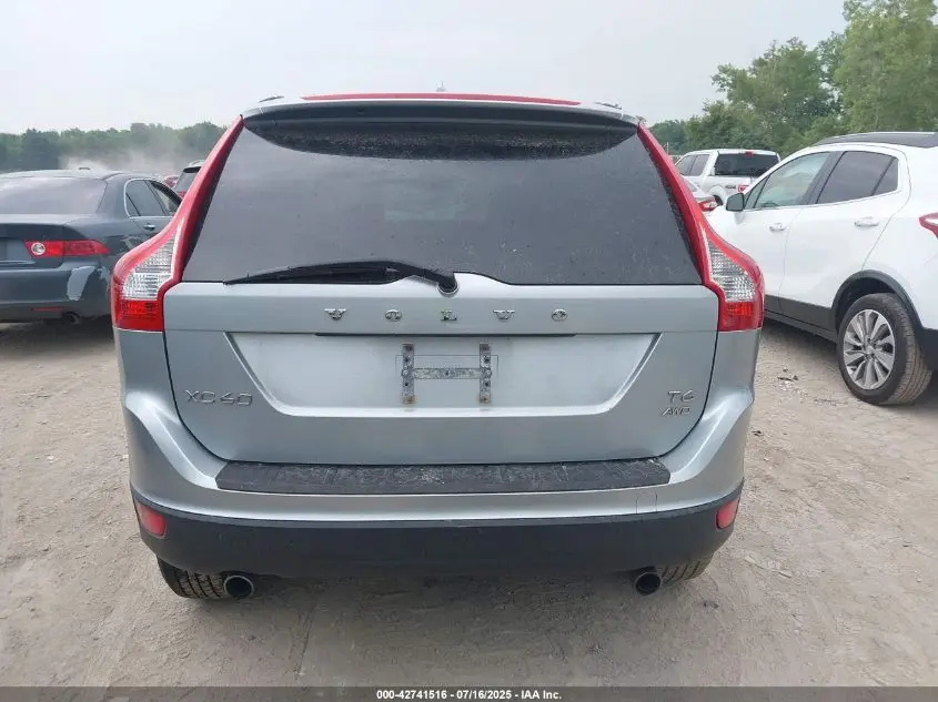 2013 VOLVO XC60 T6