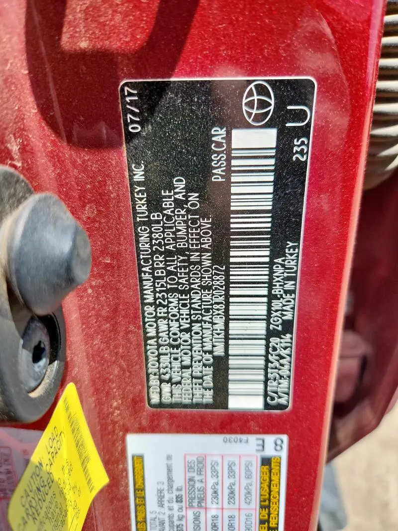 2018 TOYOTA C-HR XLE  