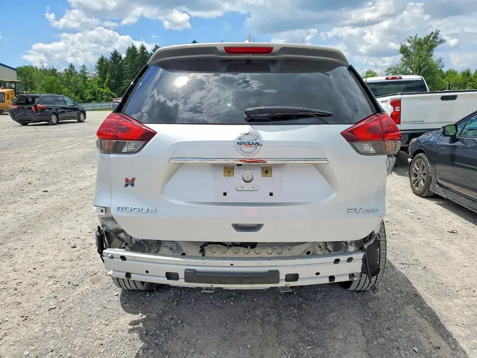 2019 NISSAN ROGUE SV  
