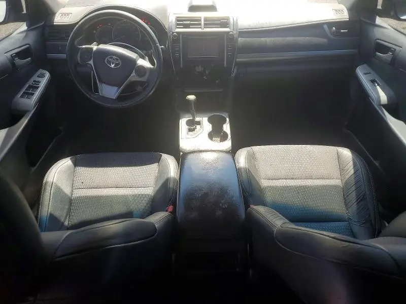 2013 TOYOTA CAMRY SE  
