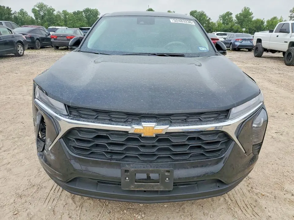 2025 CHEVROLET TRAX LS  