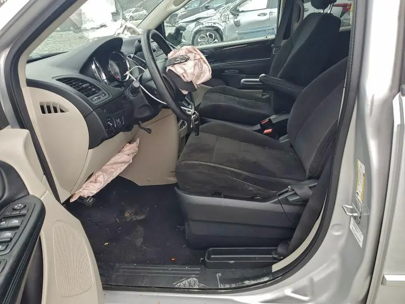 2012 DODGE GRAND CARAVAN SE  