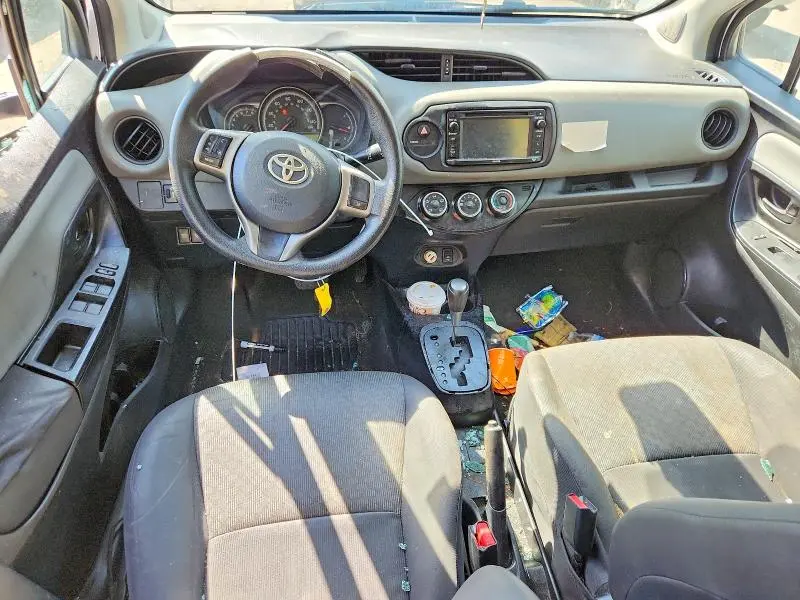 2017 TOYOTA YARIS 5-DOOR L FLEET  