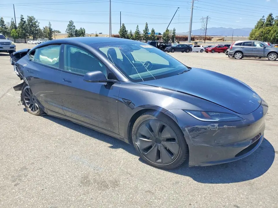 2024 TESLA MODEL 3   