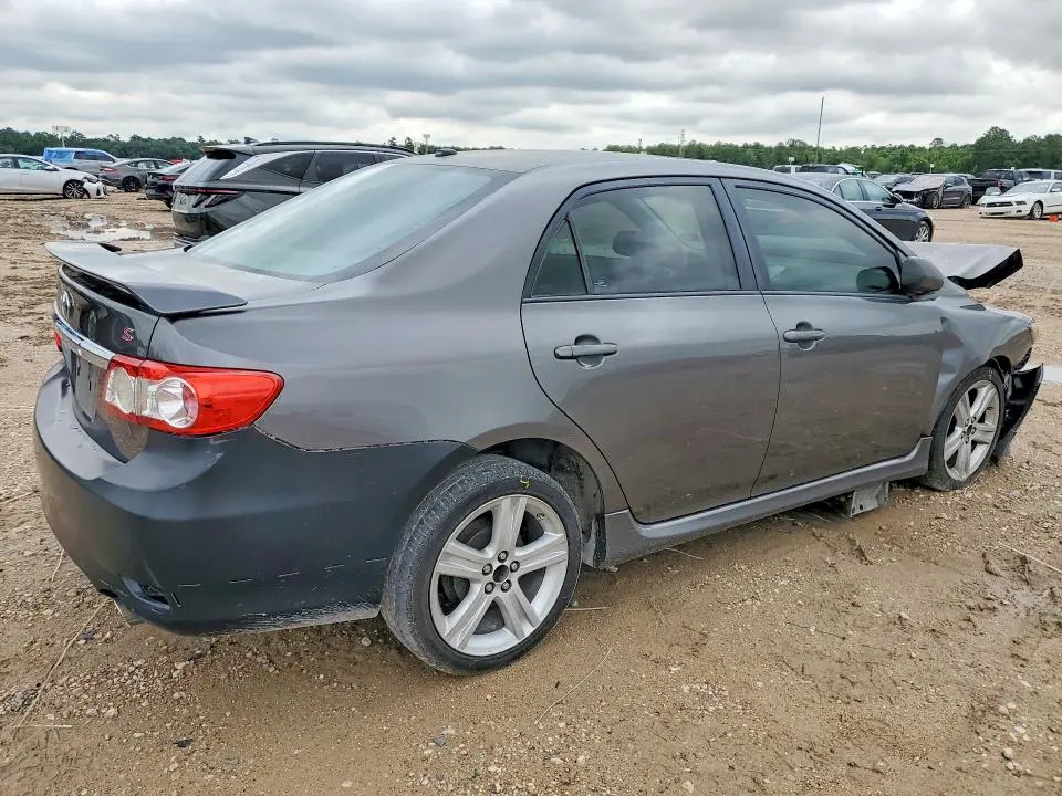 2013 TOYOTA COROLLA S  
