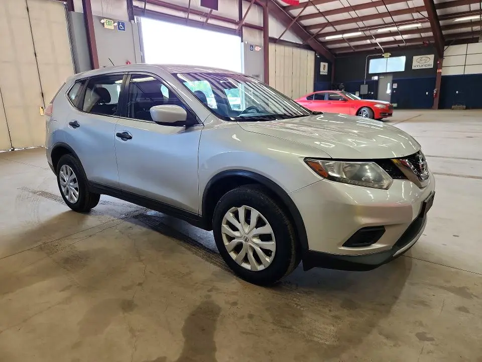 2016 NISSAN ROGUE S  