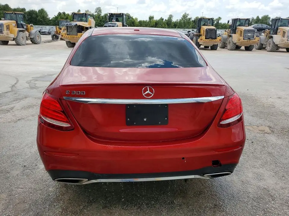 2019 MERCEDES-BENZ E 300  