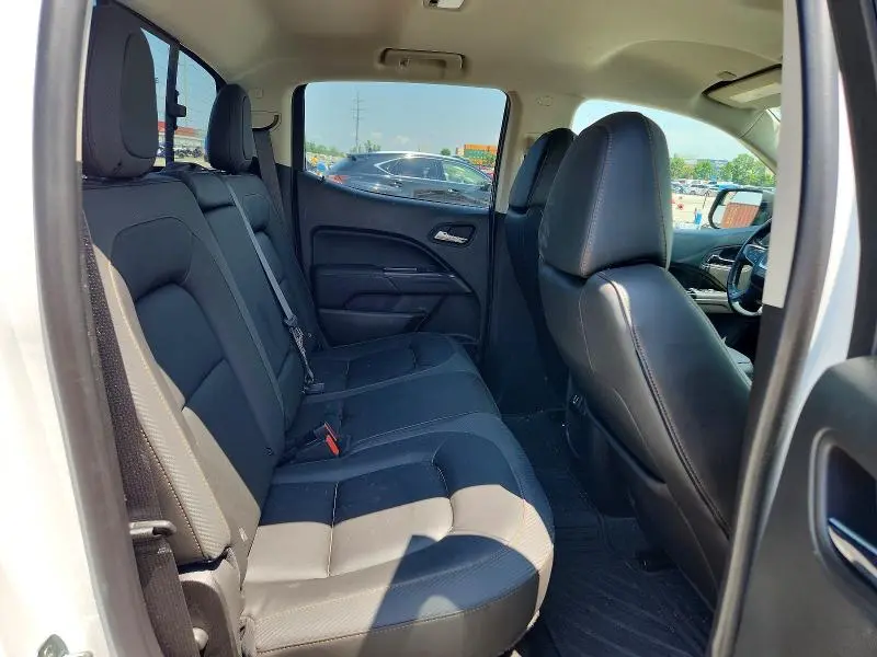 2021 GMC CANYON AT4  