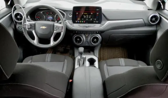 2024 CHEVROLET BLAZER 2LT  