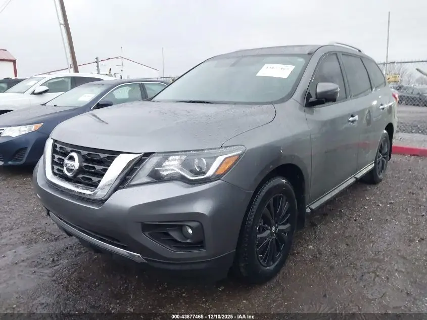 2017 NISSAN PATHFINDER SL