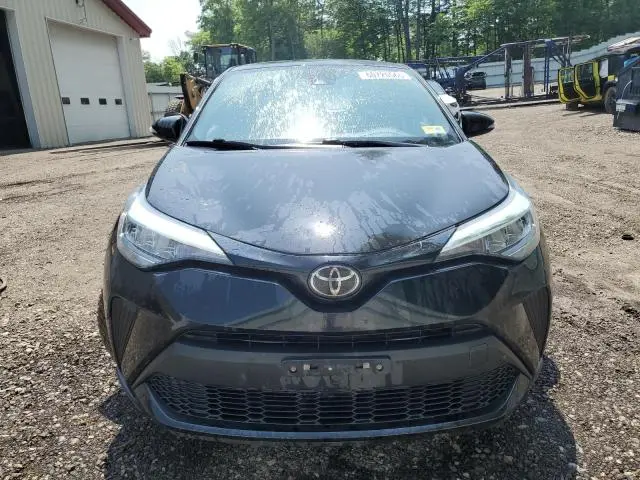 2022 TOYOTA C-HR XLE  