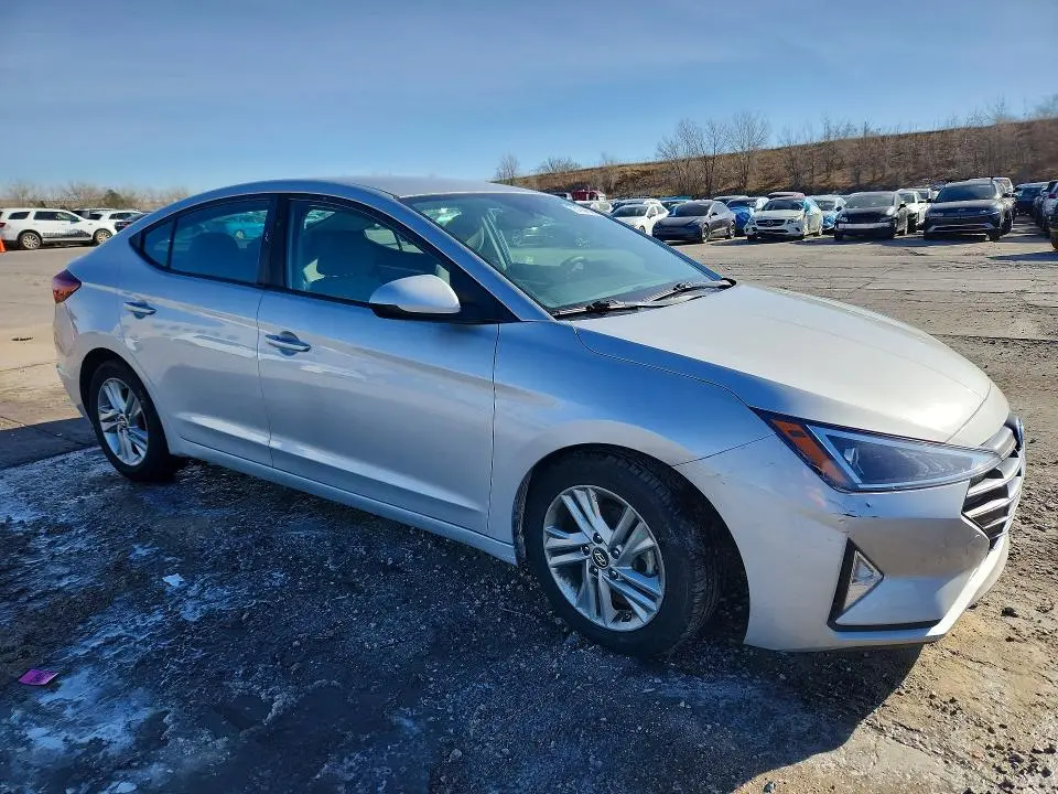 2019 HYUNDAI ELANTRA SEL  
