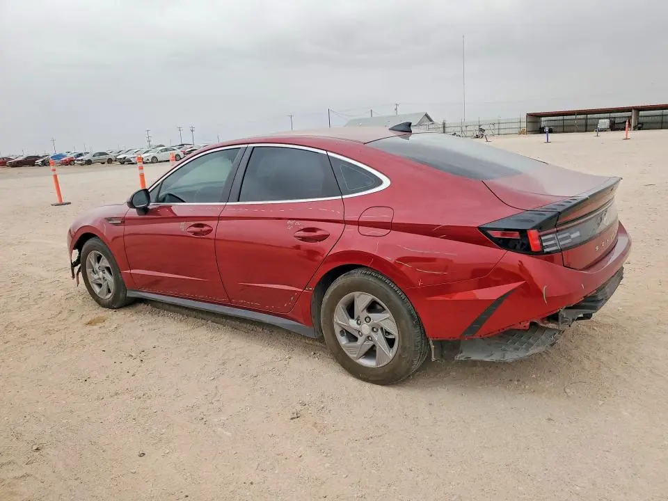 2025 HYUNDAI SONATA SE  