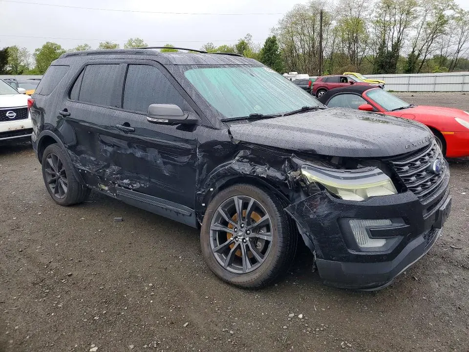 2017 FORD EXPLORER XLT  