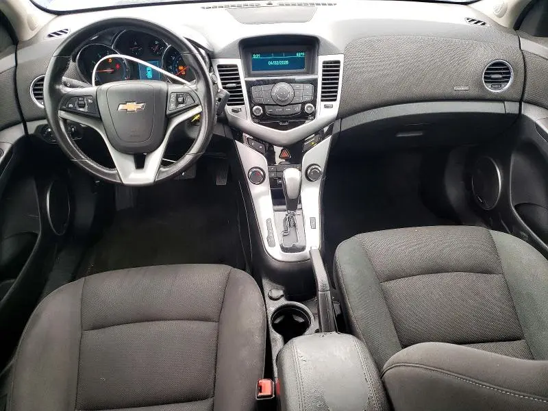 2012 CHEVROLET CRUZE LT  