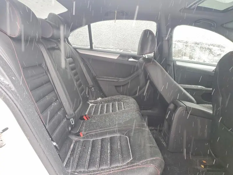 2012 VOLKSWAGEN JETTA GLI  