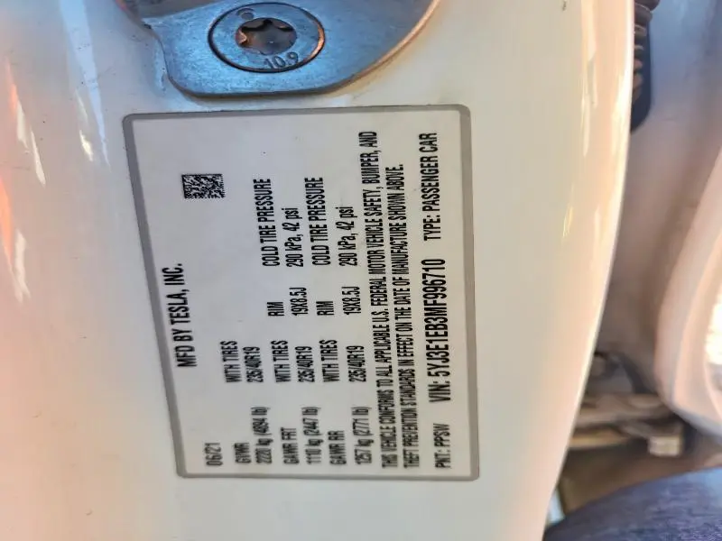 2021 TESLA MODEL 3   