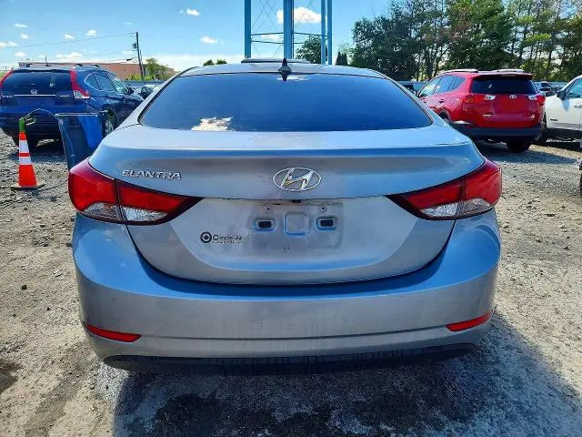 2015 HYUNDAI ELANTRA SE  