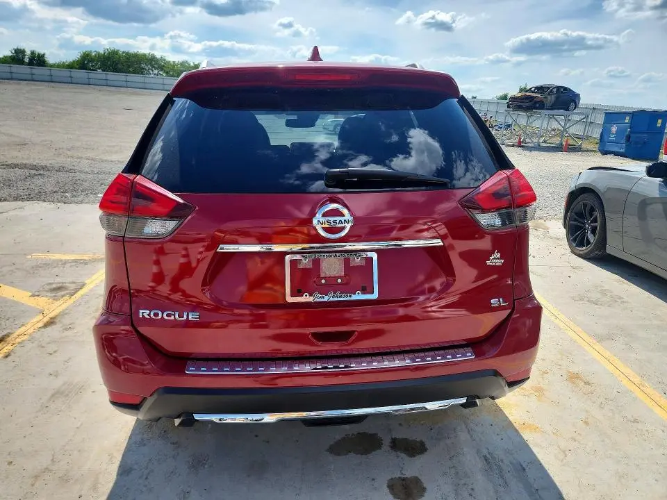 2017 NISSAN ROGUE SL  