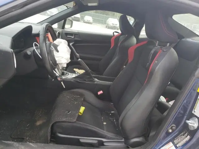 2013 TOYOTA SCION FR-S   