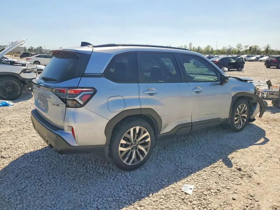 2025 SUBARU FORESTER TOURING  
