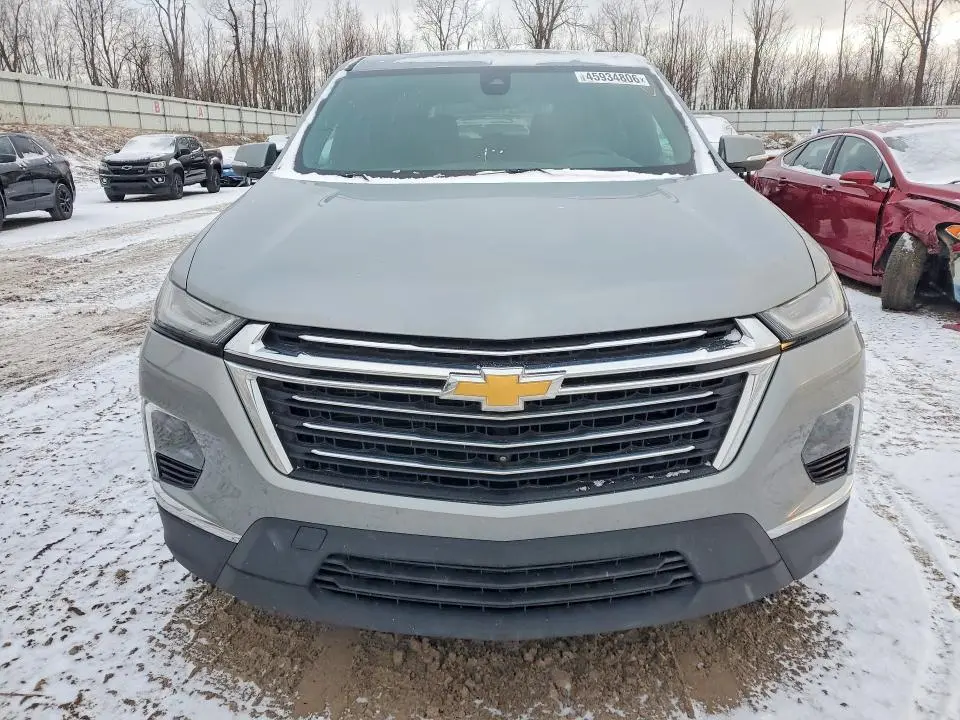 2023 CHEVROLET TRAVERSE LT  