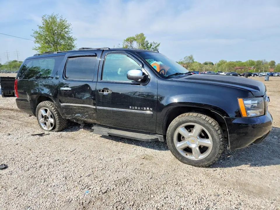 2013 CHEVROLET SUBURBAN K1500 LTZ  