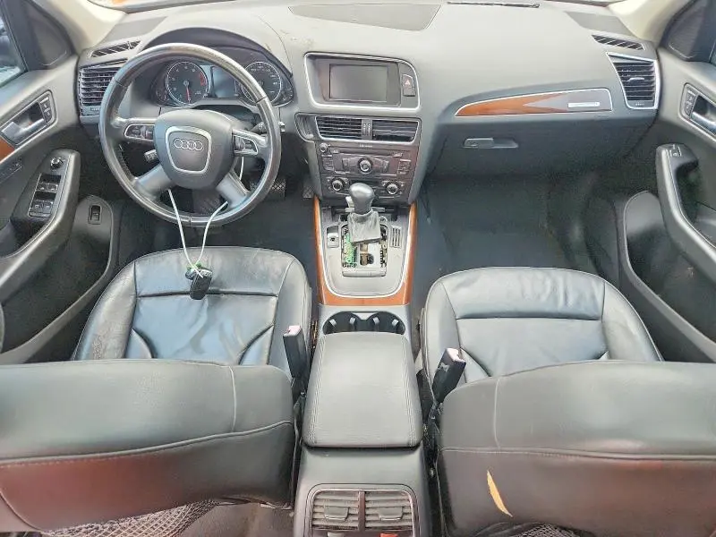 2010 AUDI Q5 PREMIUM PLUS  