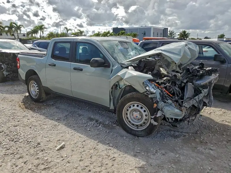 2024 FORD MAVERICK XL  