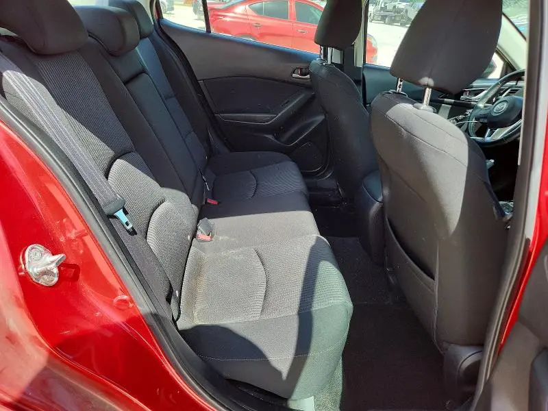2016 MAZDA 3 TOURING  