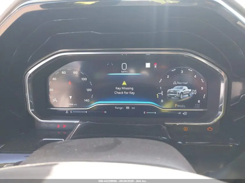 2022 CHEVROLET SILVERADO 1500 4WD  STANDARD BED RST