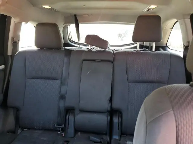 2017 TOYOTA HIGHLANDER LE  